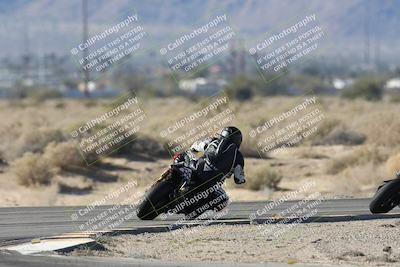 media/Dec-07-2025-CVMA (Sun) [[3e7d2de5dc]]/Race 5-Formula UL-CVMA Hooligans-American Thunder/